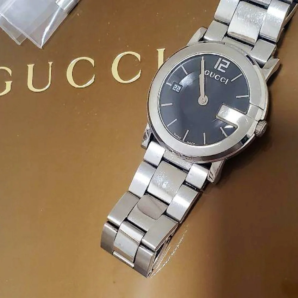 Authentic Gucci Stainless Steel Men’s G Bezel Quartz Watch - Picture 2 of 5